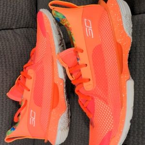 Steph Curry Sour Patch Kids x Curry 7 'Peach Plasma'Sour Patch Kids